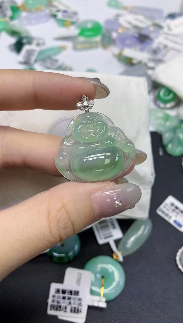 颈饰18K金镶嵌翡翠天然缅甸翡翠A货百元以上9元证书费自理