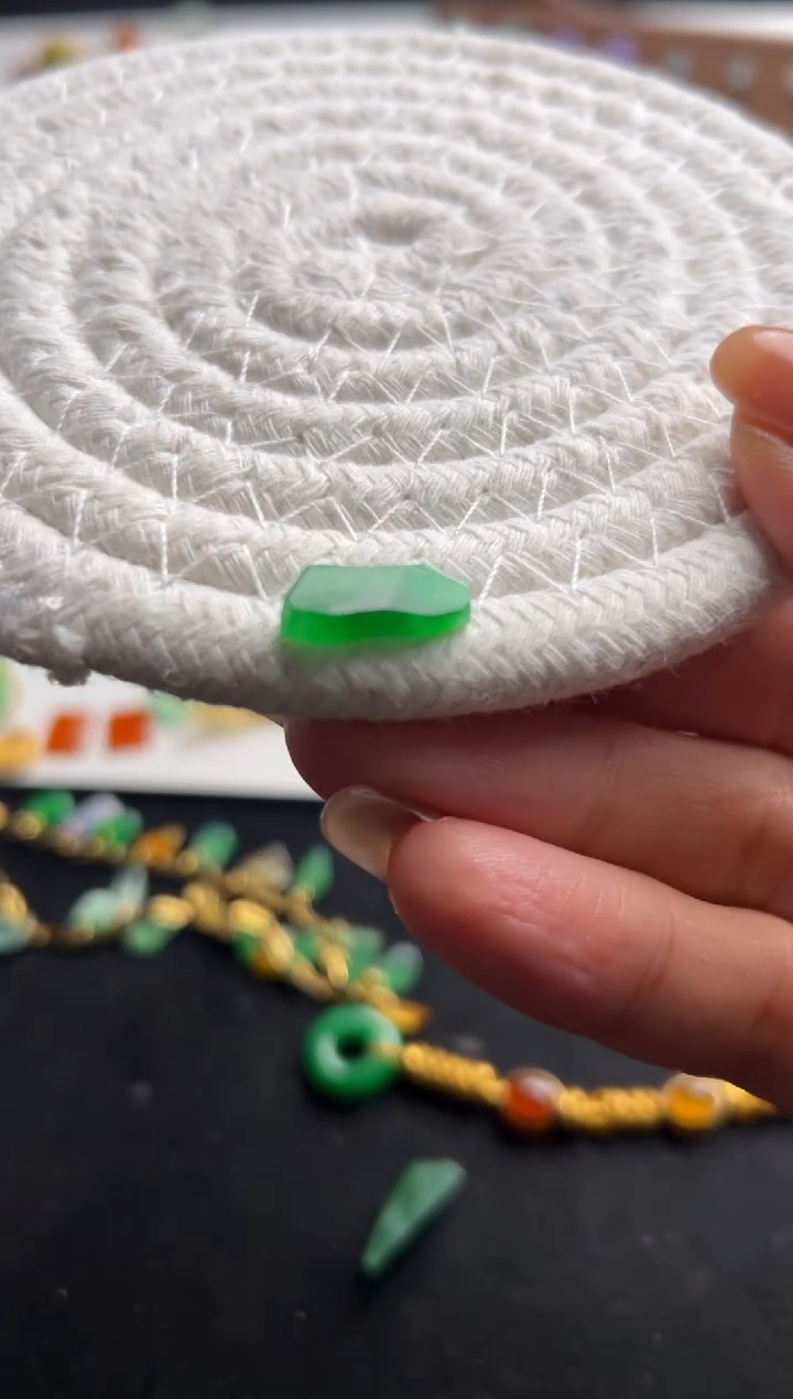 【闪购商品】定制翡翠未镶嵌绿随行切割7500+750-lh
