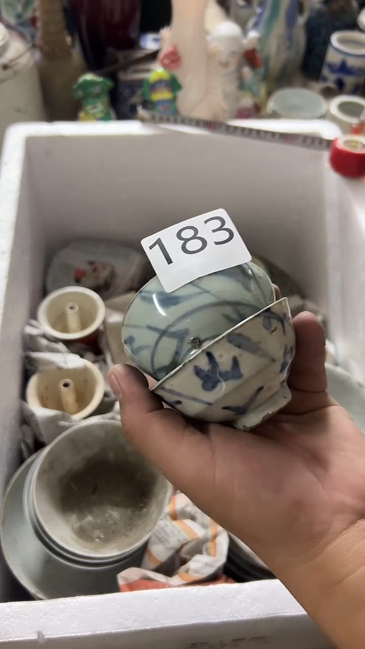 1有瑕疵的瓷器一单~~