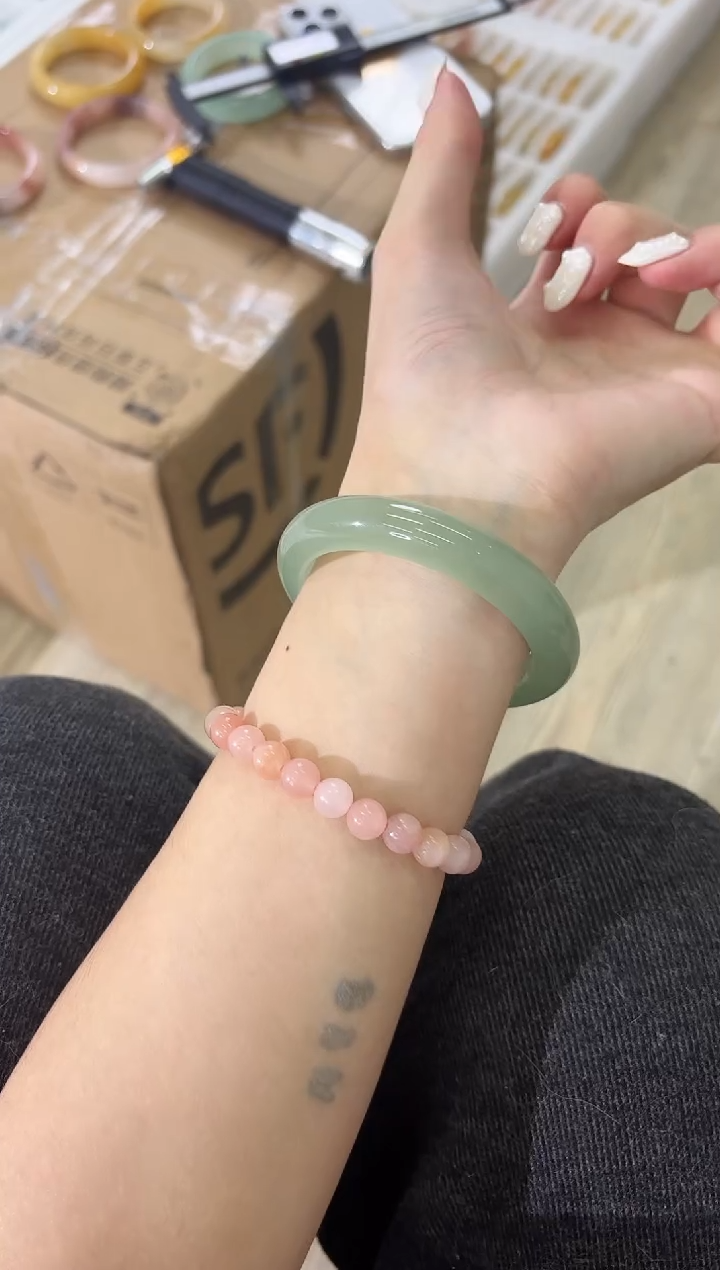 未镶嵌手镯石英质玉106-54D