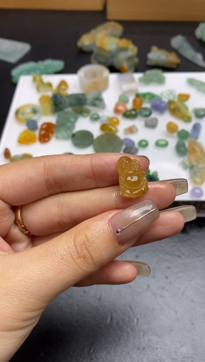 【闪购商品】定制翡翠未镶嵌翡翠毛货~