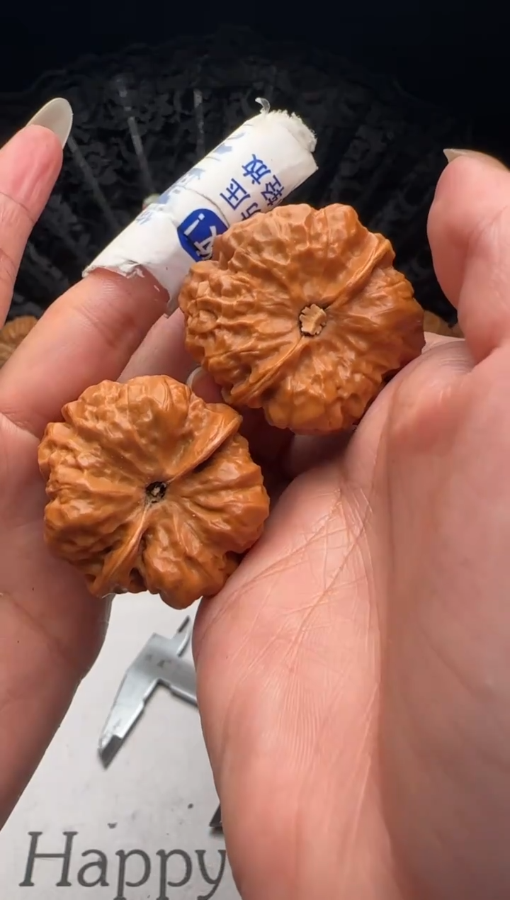 把件文玩核桃旺**⑧44