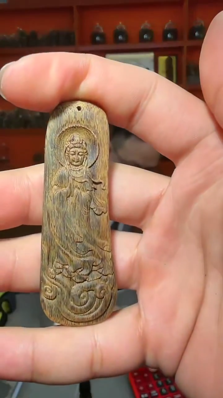 沉香吊坠s7号沉水多样性发一