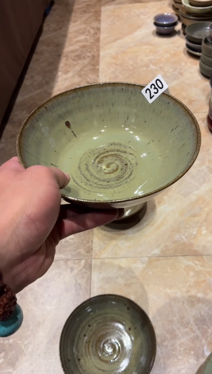 瓷片珍**姐230陶泥绿手工玻化碗