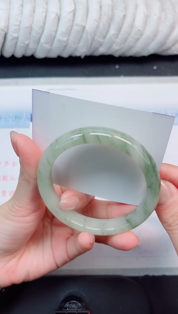【闪购商品】石英质玉手镯未镶嵌200#60