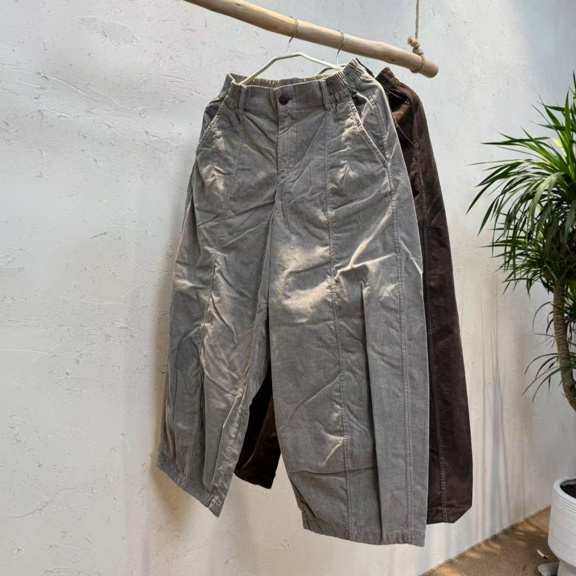 忆古朴拙241253春季新款高品复古做旧休闲色织棉桑丝细条绒休闲裤