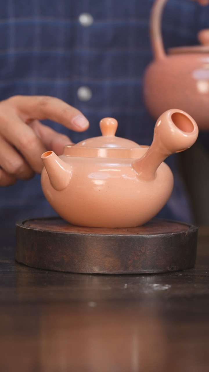 【闪购商品】杯14柴房陶瓷丨粉色侧把壶
