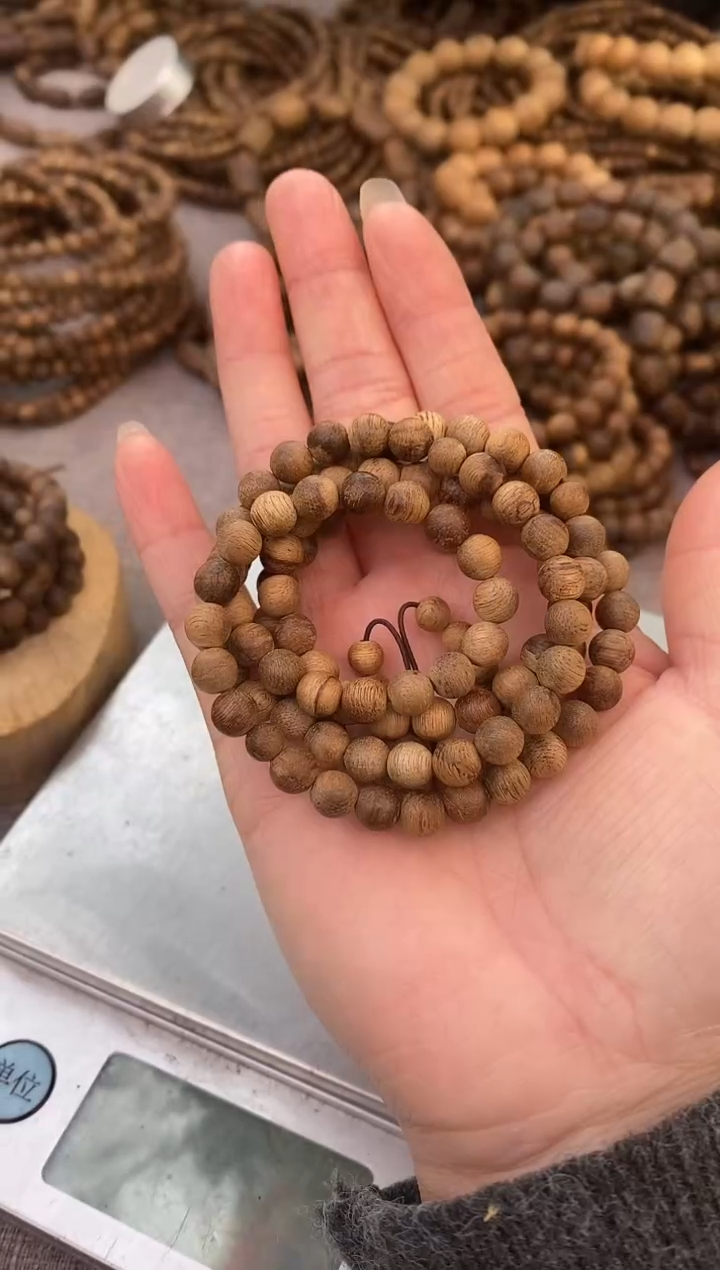 【闪购商品】沉香手串柬埔寨06圆珠多圈棋楠手串多样性发一