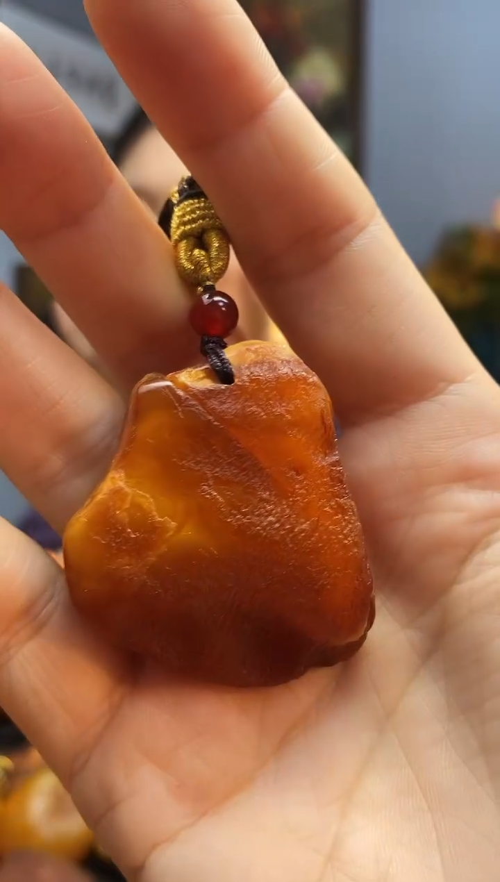 琥珀颈饰未镶嵌挂件