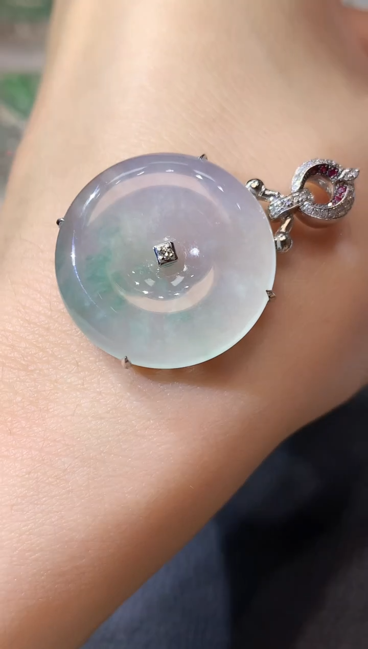 【闪购商品】翡翠吊坠(不含链)18K金镶嵌A59