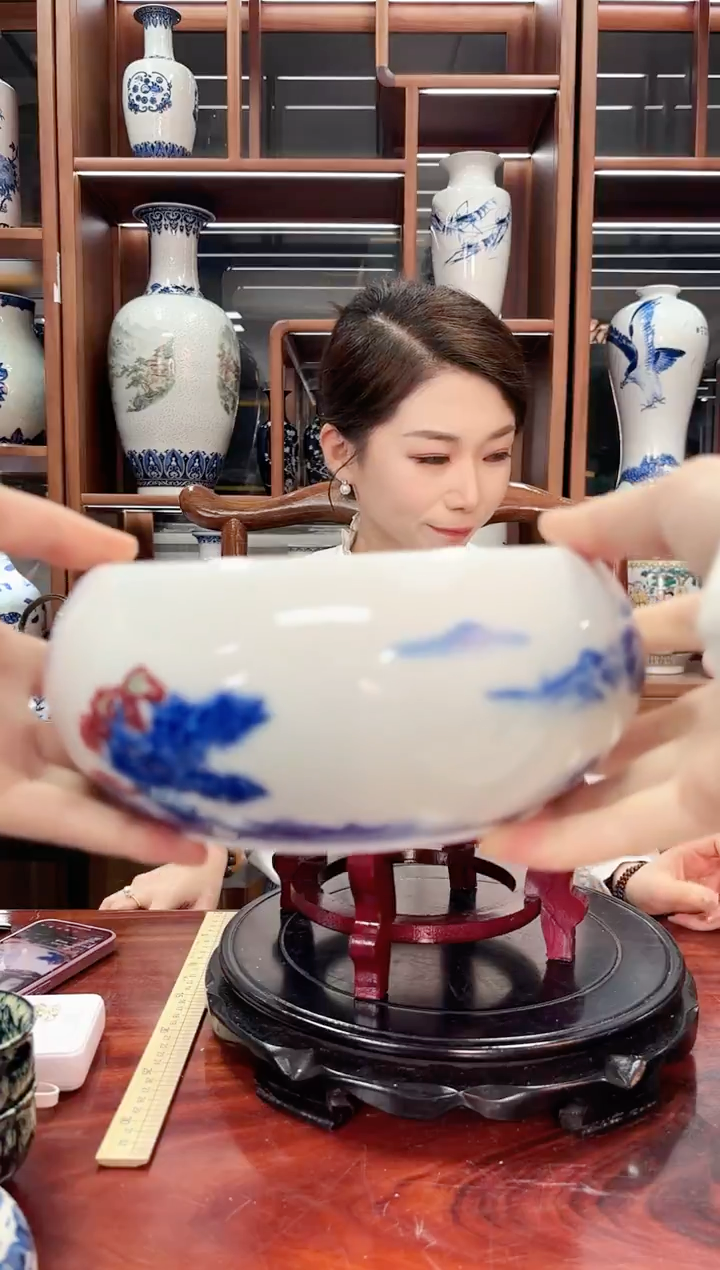 A39景德镇青花釉里红山水茶洗