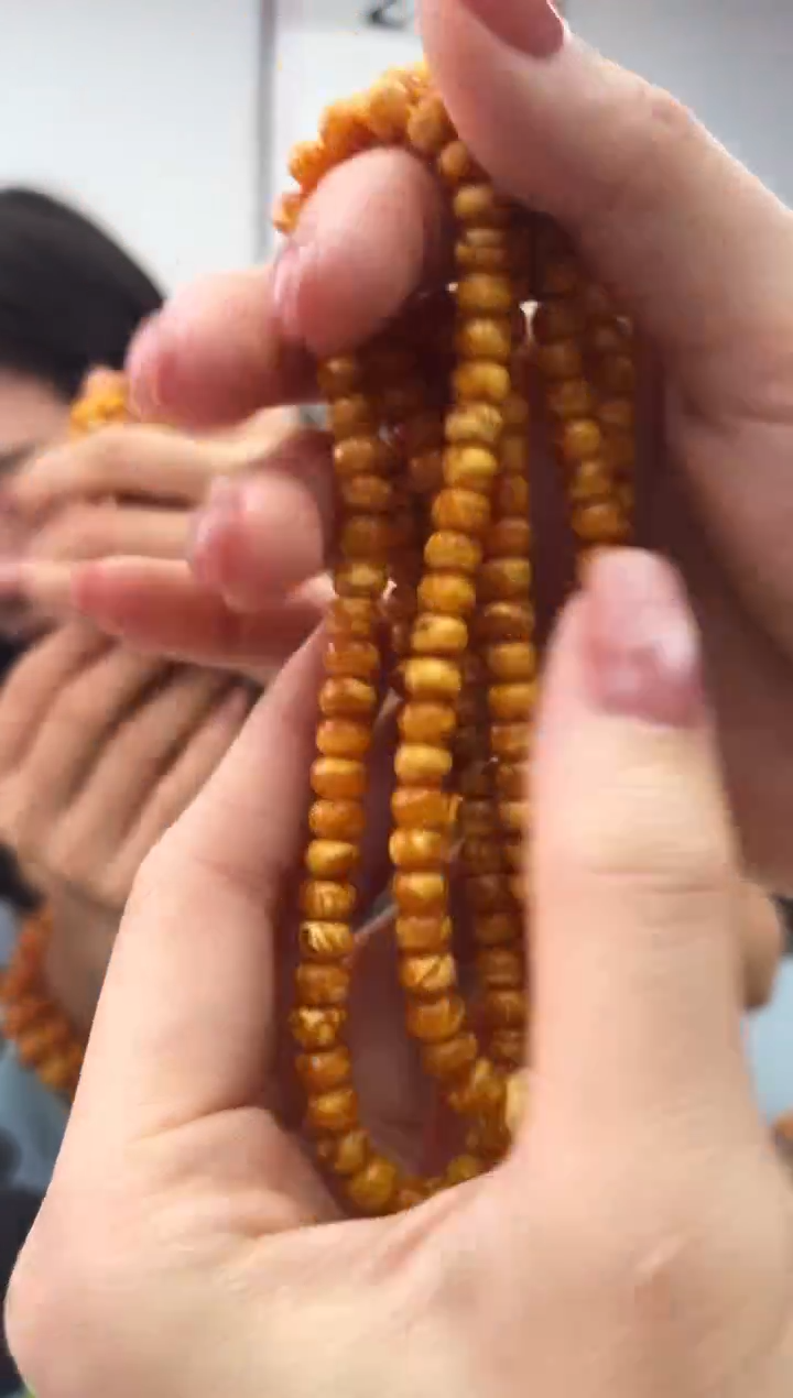 未镶嵌蜜蜡珠宝奇石假一罚十，013.6多样性发一件