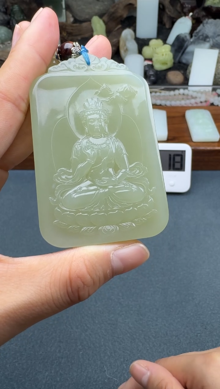 【闪购商品】和田玉颈饰未镶嵌开心