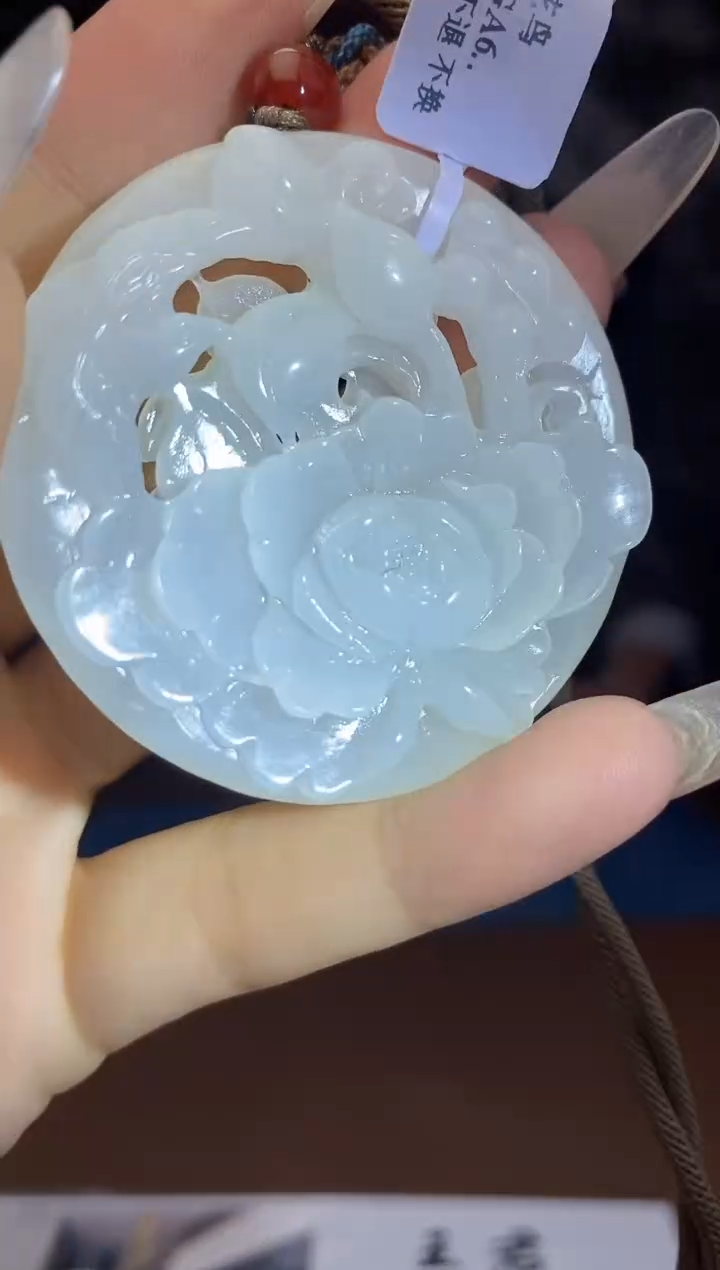 和田玉未镶嵌颈饰A614