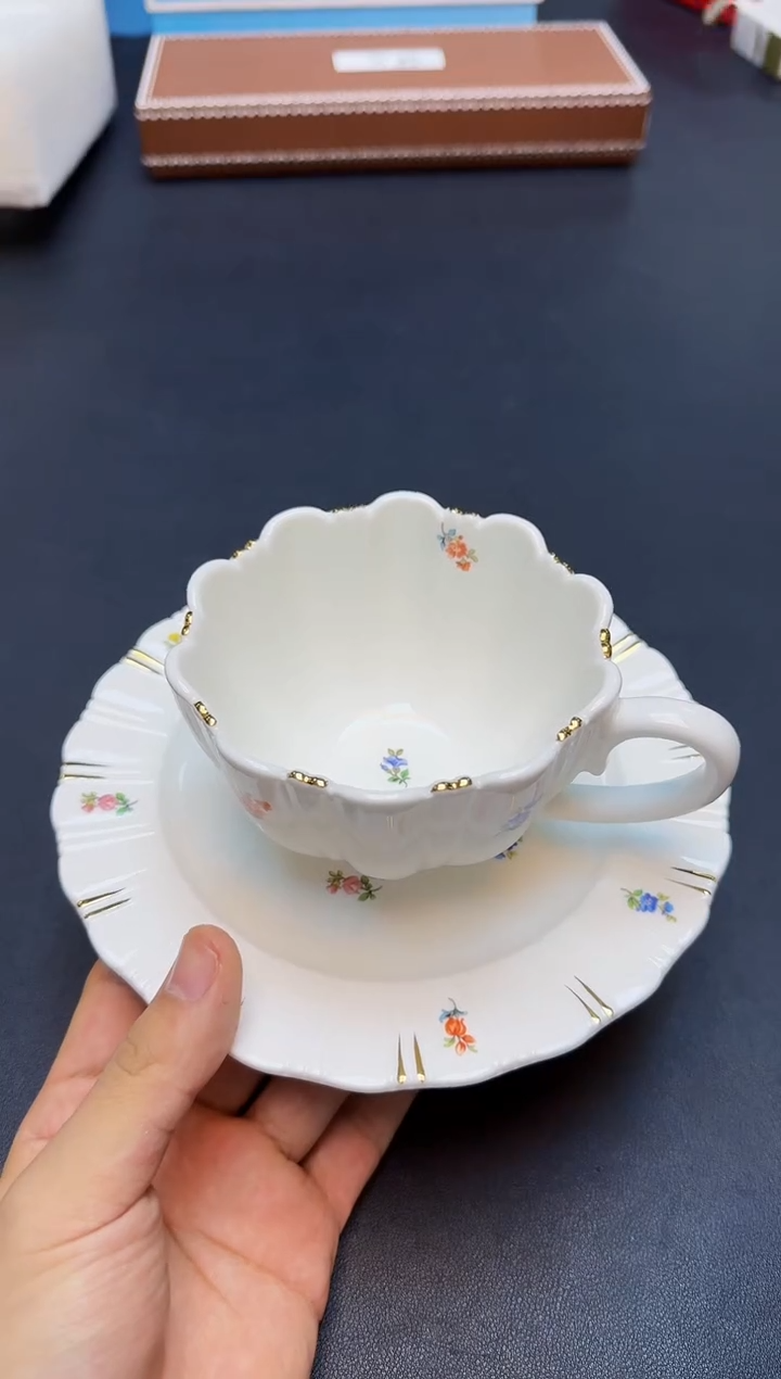 【闪购商品】瓷片全新正品一件不留@@H1726