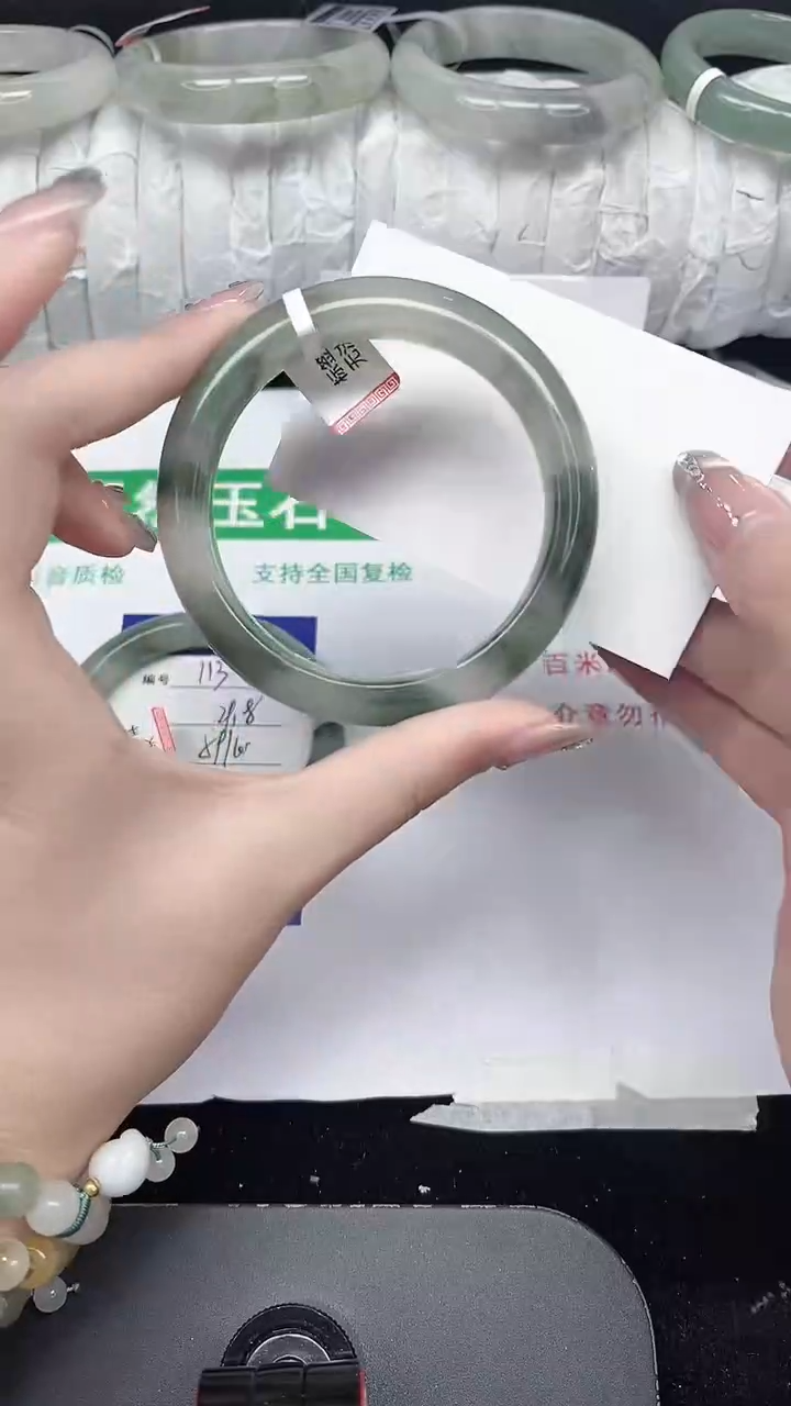 未镶嵌手镯石英质玉114-57/58