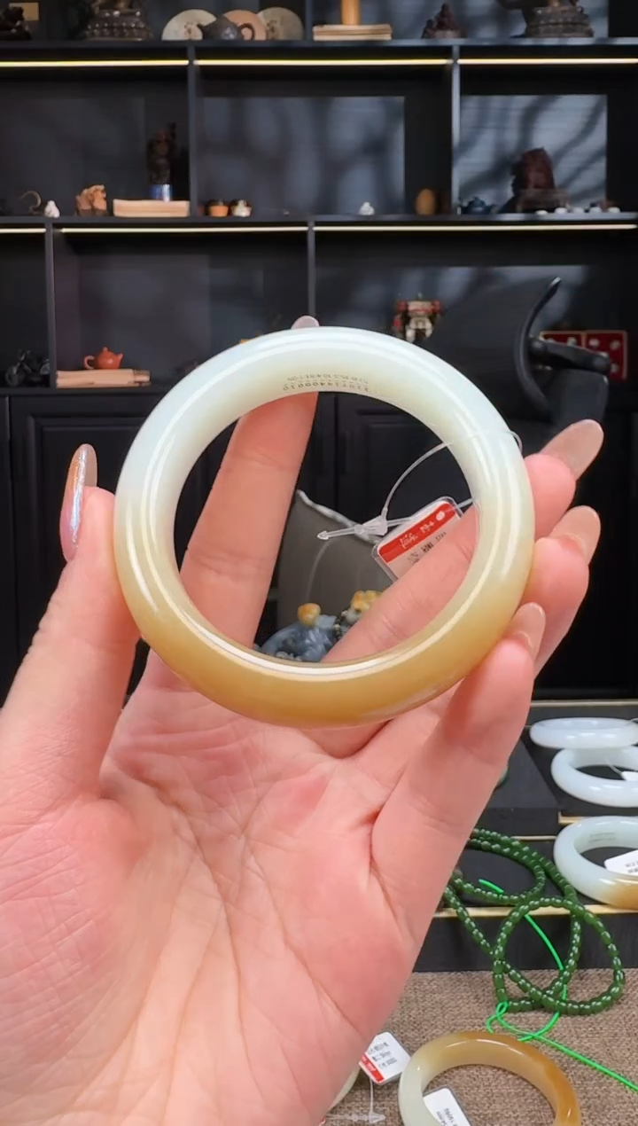 【闪购商品】和田玉1未镶嵌糖白内径57mm