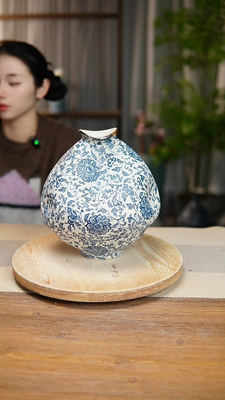 【闪购商品】陶瓷 花器青花瓷缠枝莲大肚
