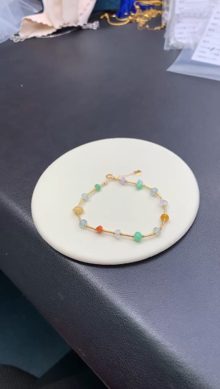 18K金镶嵌定制翡翠48小时鉴赏期 退货不扣服务费