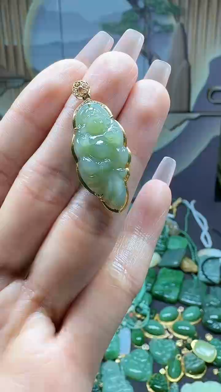 【闪购商品】和田玉吊坠(不含链)18K金镶嵌1