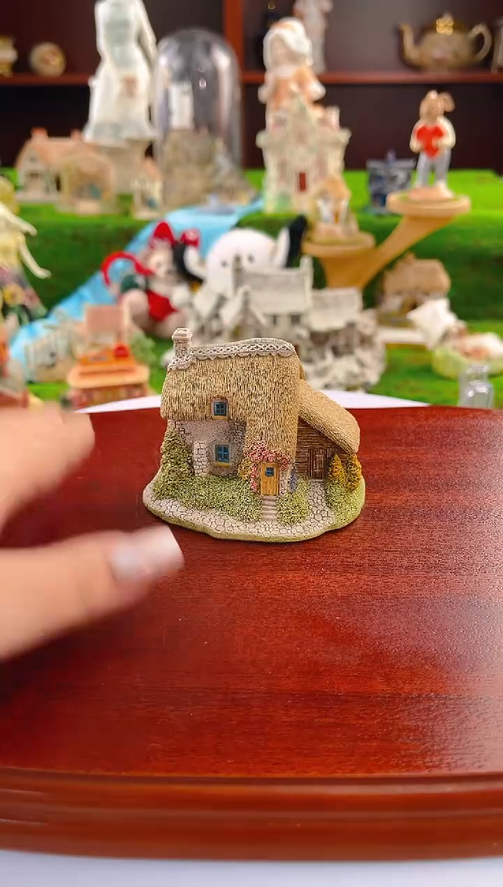 【闪购商品】紫砂茶宠中古小房子