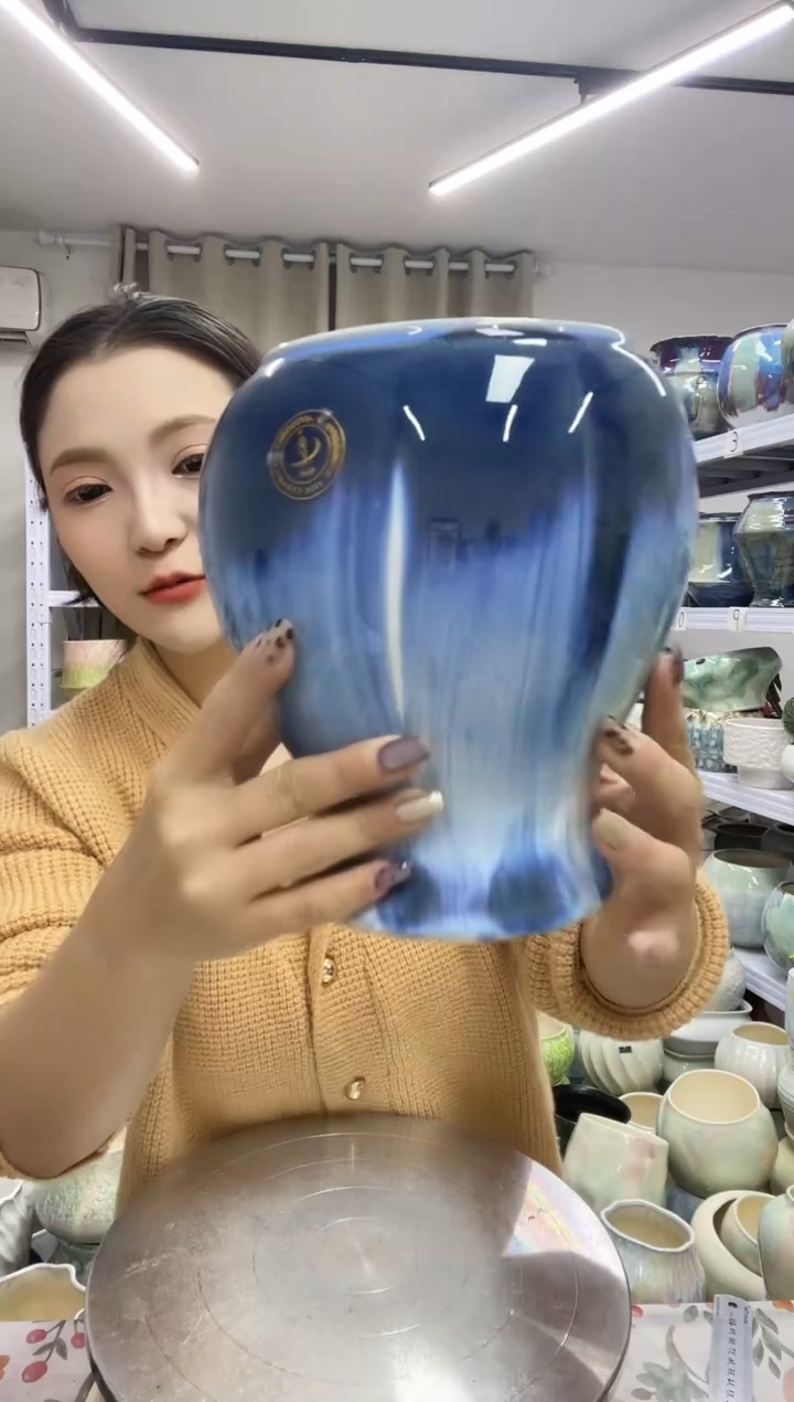 【12.1】花盆 高度：19  口径：11