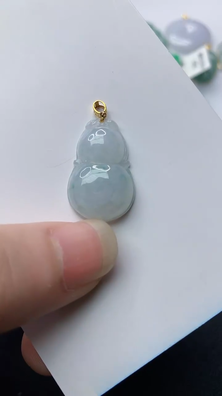 【闪购商品】翡翠颈饰18K金镶嵌99.......