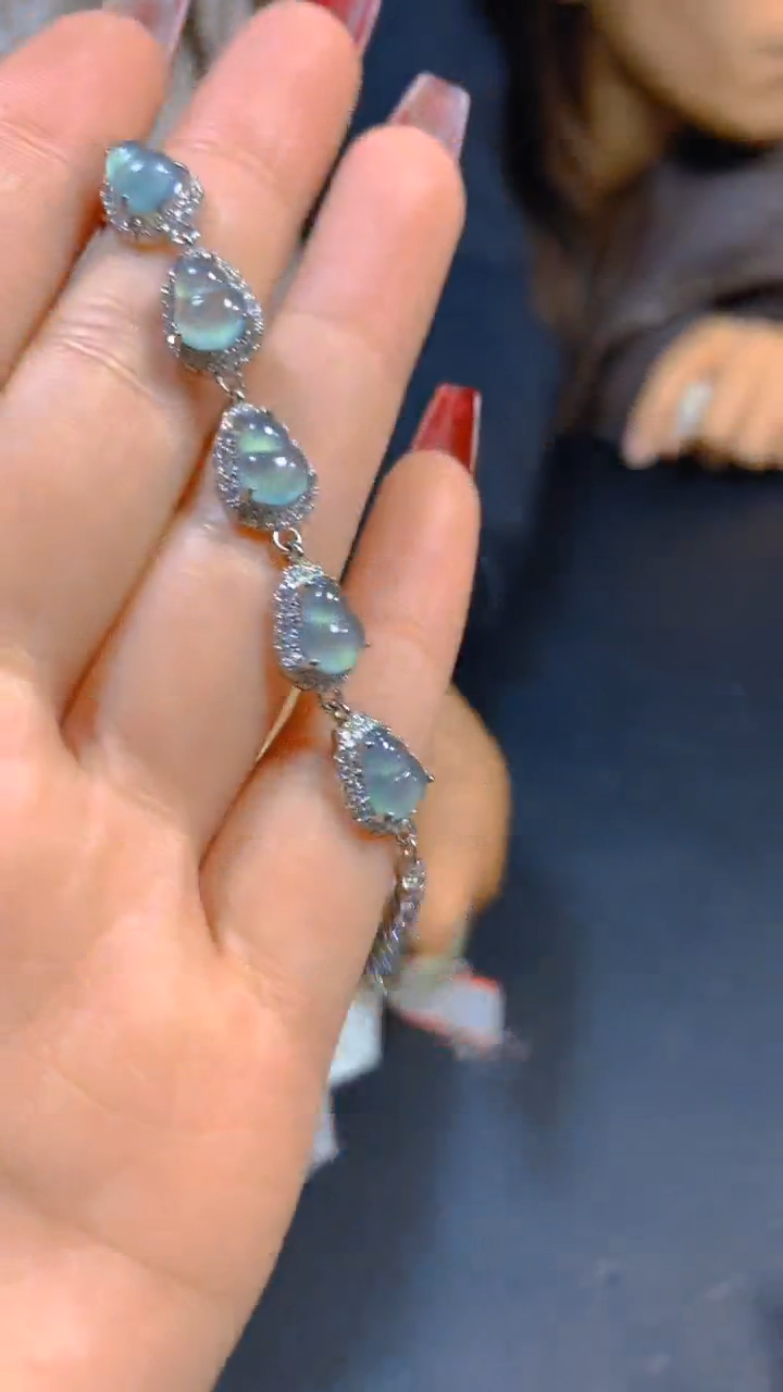 【闪购商品】翡翠手链未镶嵌0531704027多样性发一