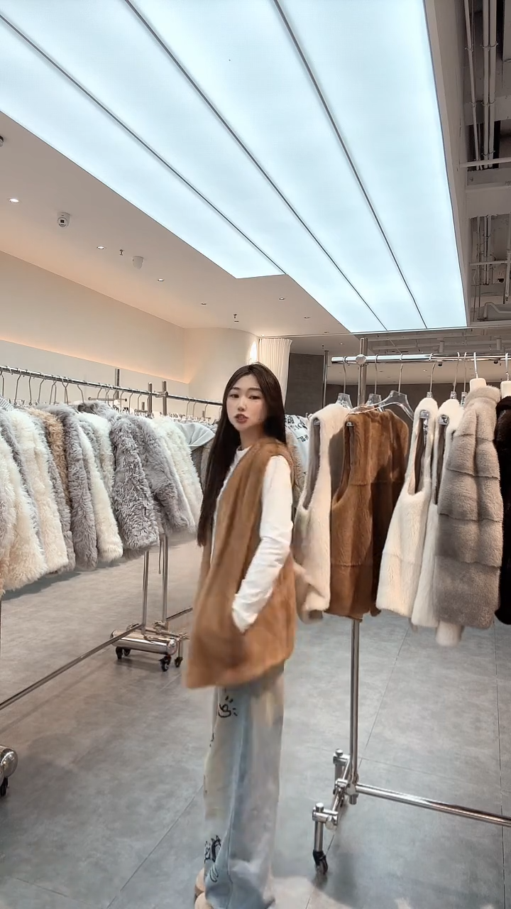 水貂皮草外套马甲C29880