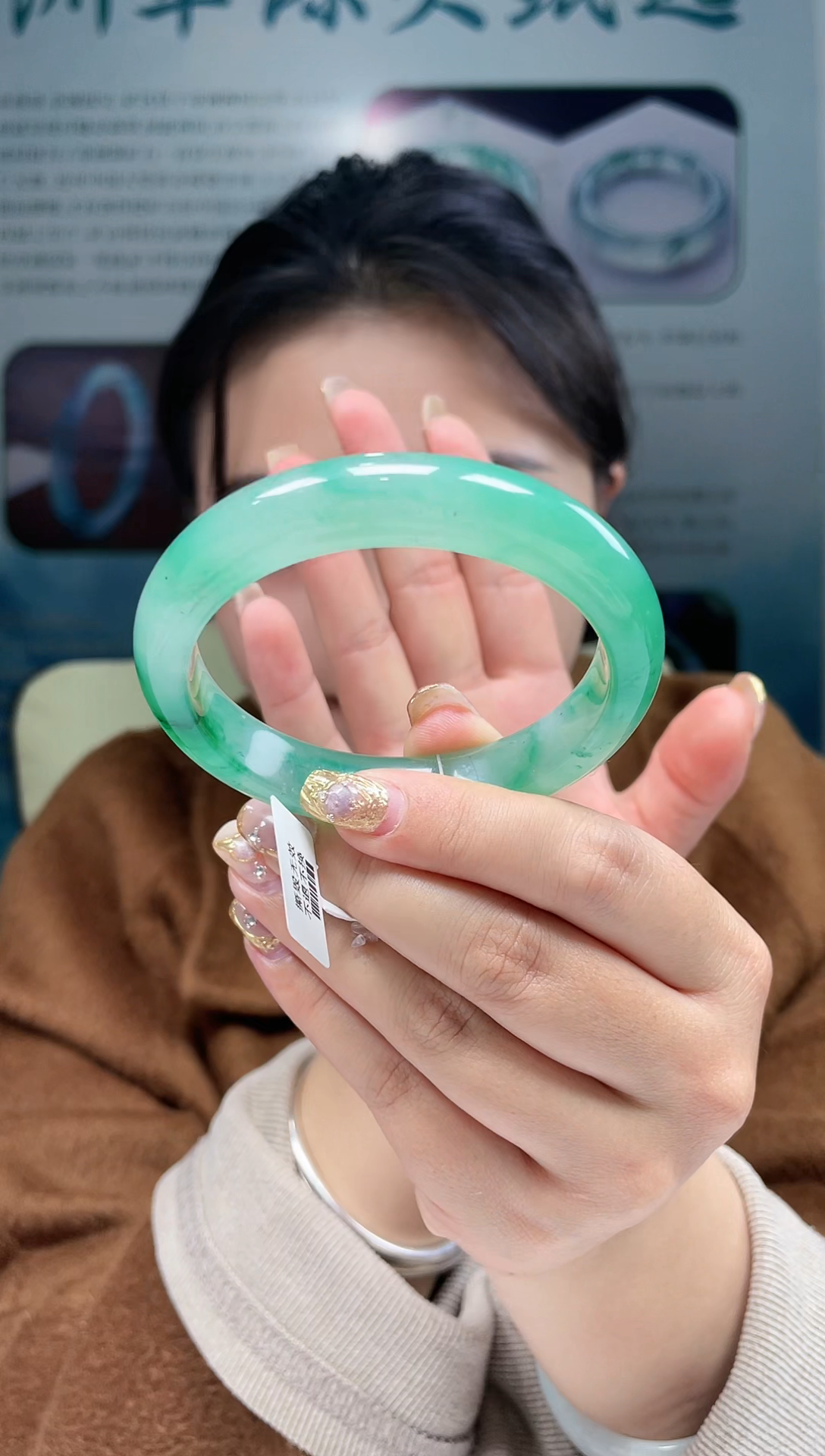 【闪购商品】石英质玉手镯未镶嵌非洲翠手镯多样性发货