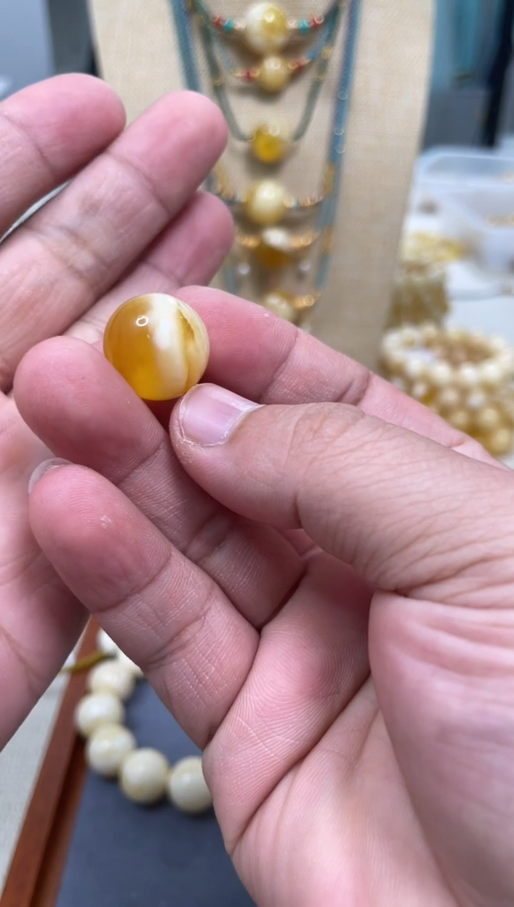 【闪购商品】琥珀颈饰未镶嵌原矿俄料蜜蜡圆珠16mm