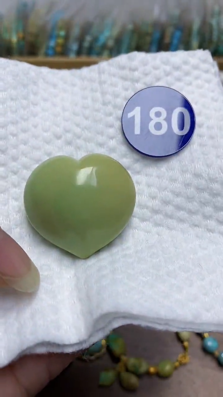 【闪购商品】绿松石雕刻件未镶嵌180