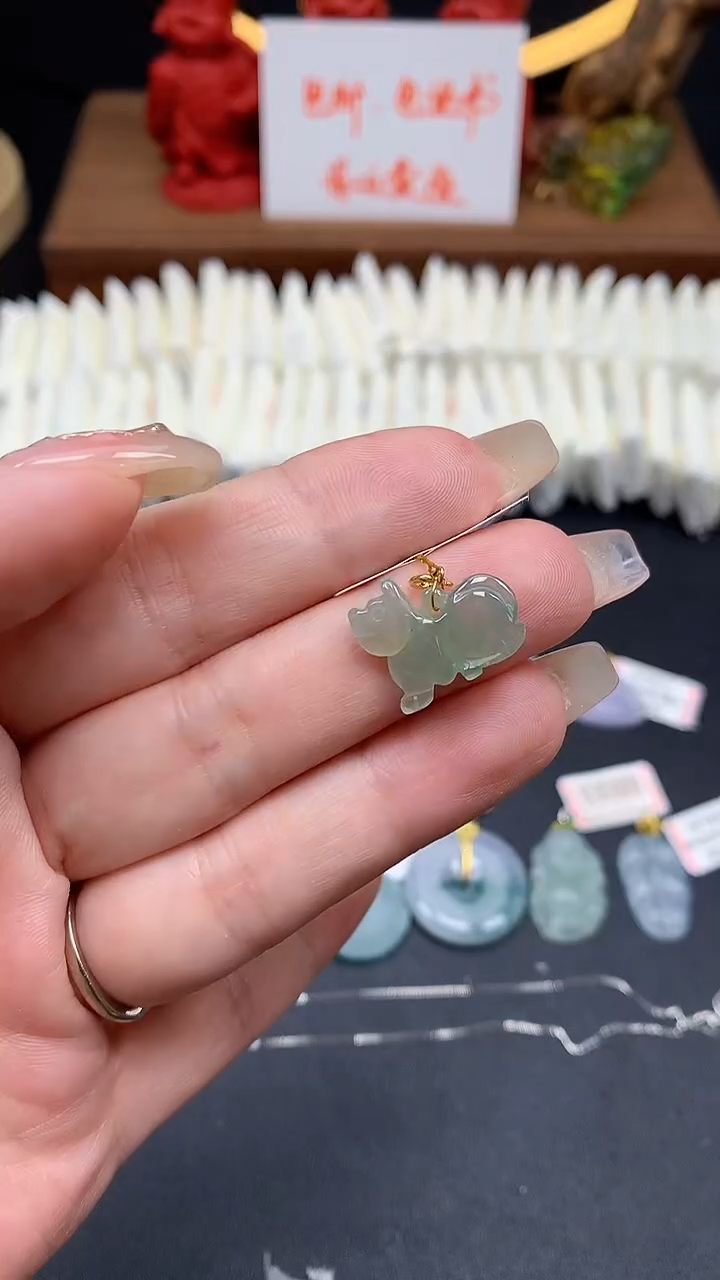 【闪购商品】翡翠吊坠(不含链)18K金镶嵌MS155255