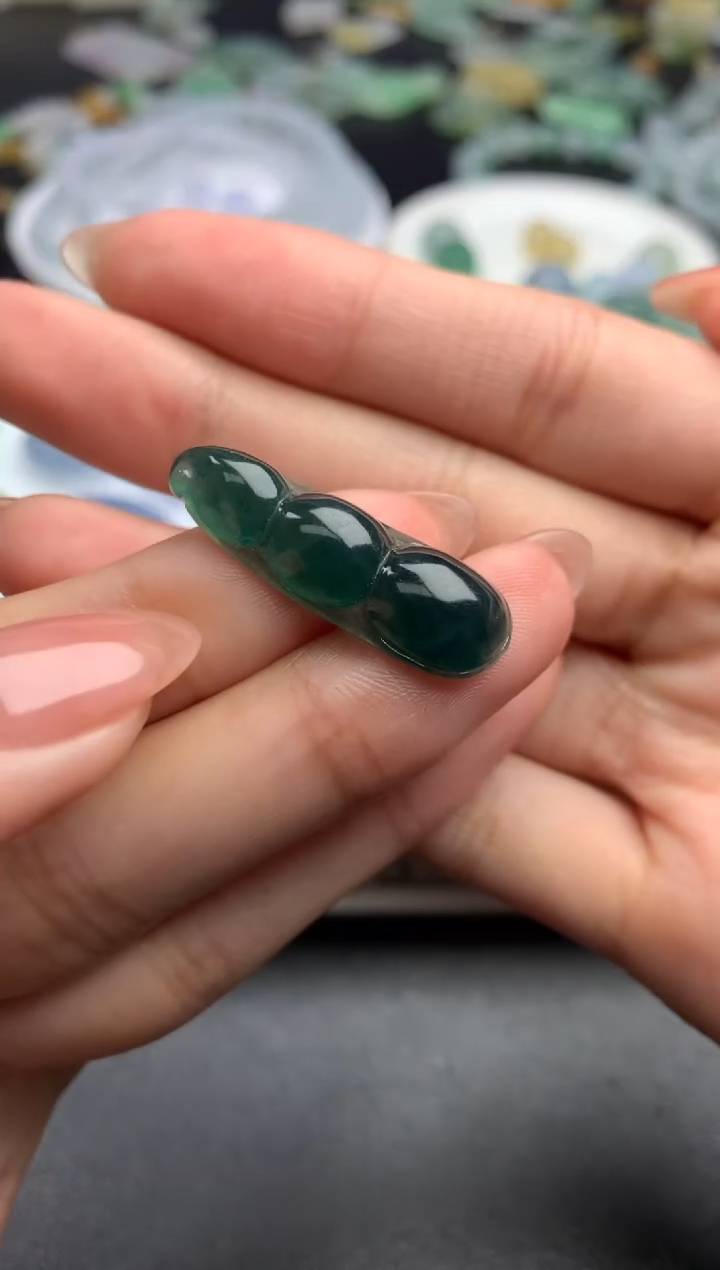 【闪购商品】定制翡翠未镶嵌毛货