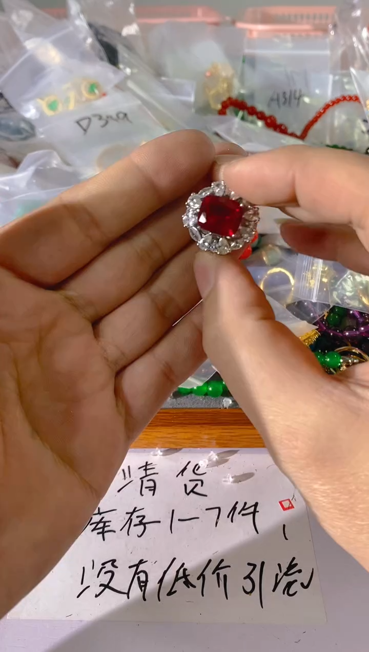 【闪购商品】水晶颈饰未镶嵌855红宝，蓝宝，贝珠多样性发一件赠链