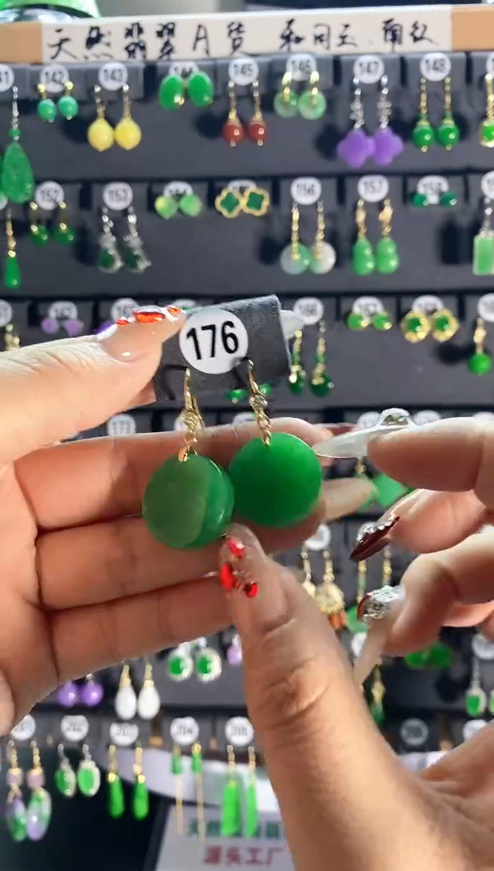 【闪购商品】翡翠耳饰银S925镶嵌176....