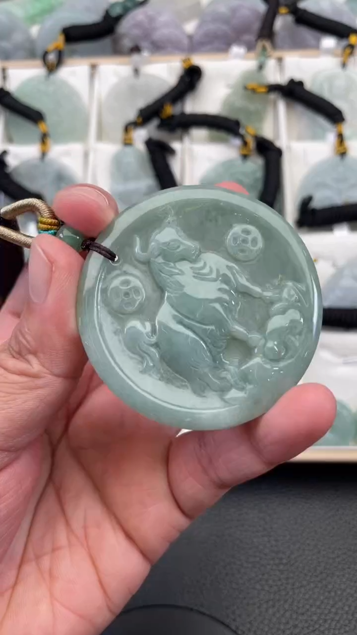 颈饰未镶嵌翡翠天然缅甸翡翠A货120