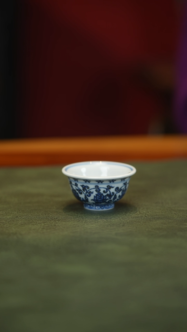平*850缠枝莲宝宝压手 