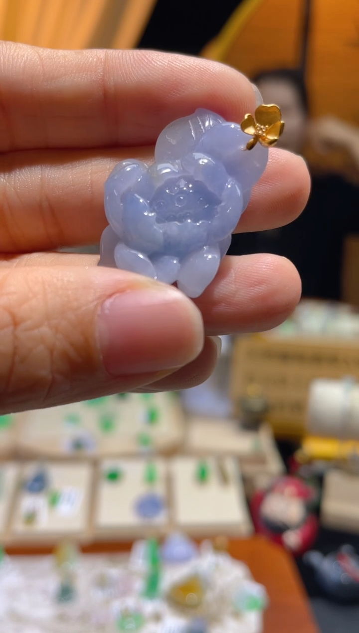 【闪购商品】翡翠颈饰18K金镶嵌假一赔三
