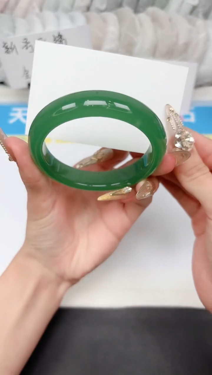 石英质玉手镯未镶嵌13-60.3