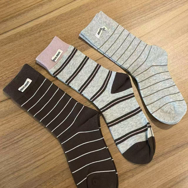 chalan 新款时尚百搭舒适休闲袜子25wz0823