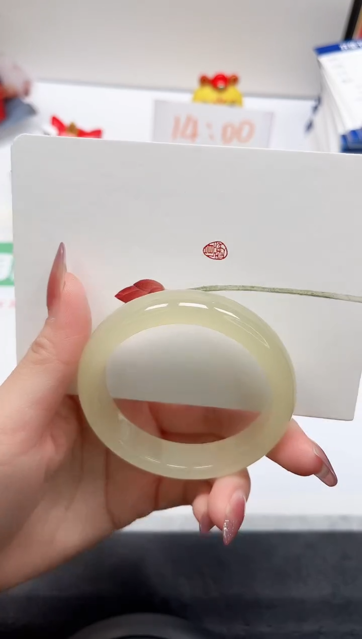 【闪购商品】石英质玉手镯未镶嵌99-56