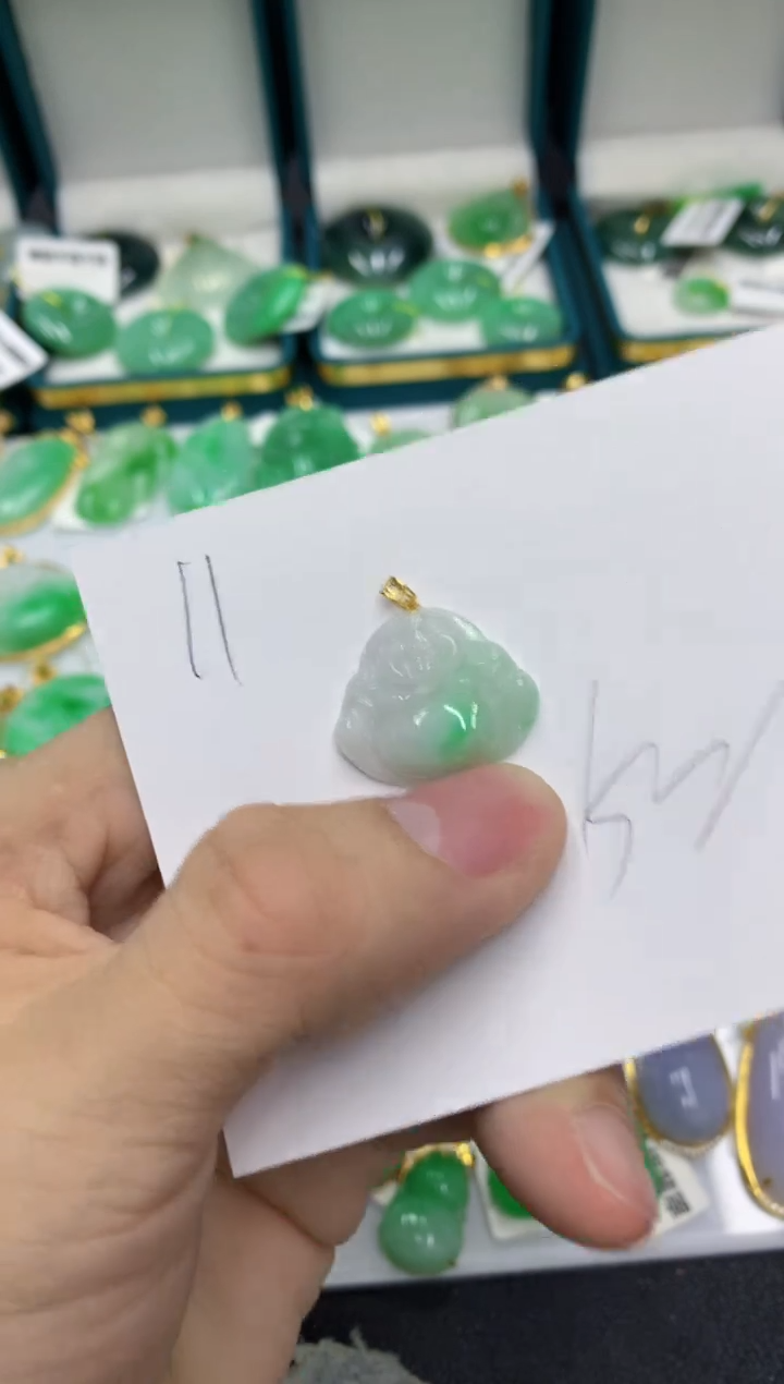 【闪购商品】翡翠颈饰18K金镶嵌翡翠