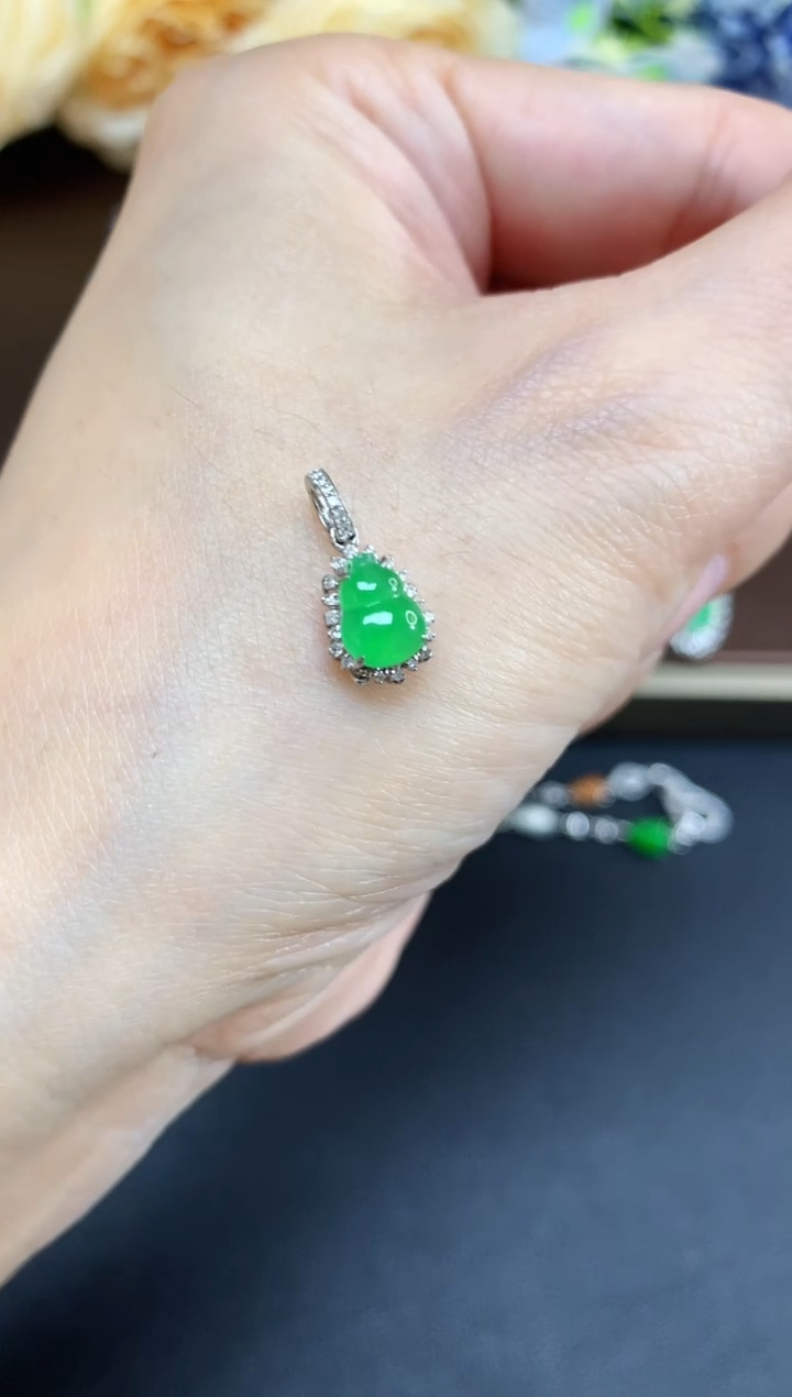 吊坠(不含链)18K金镶嵌翡翠4|