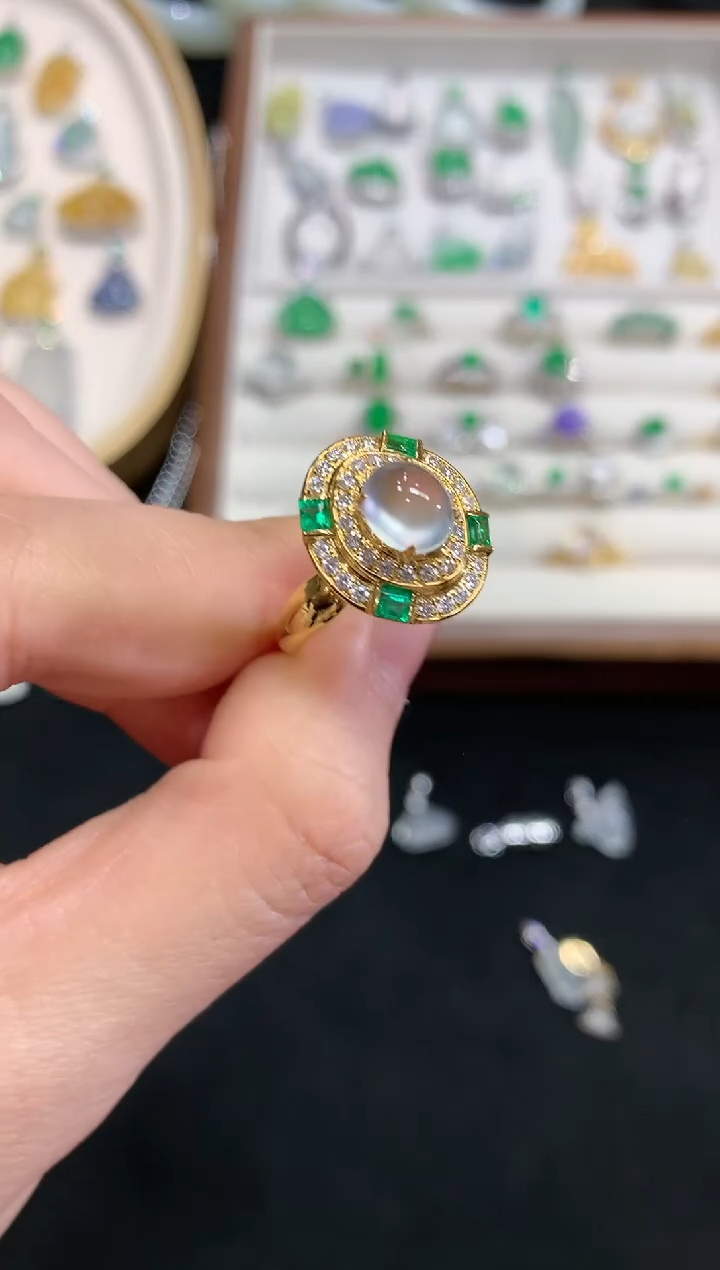 【闪购商品】翡翠戒指18K金镶嵌W539|12800