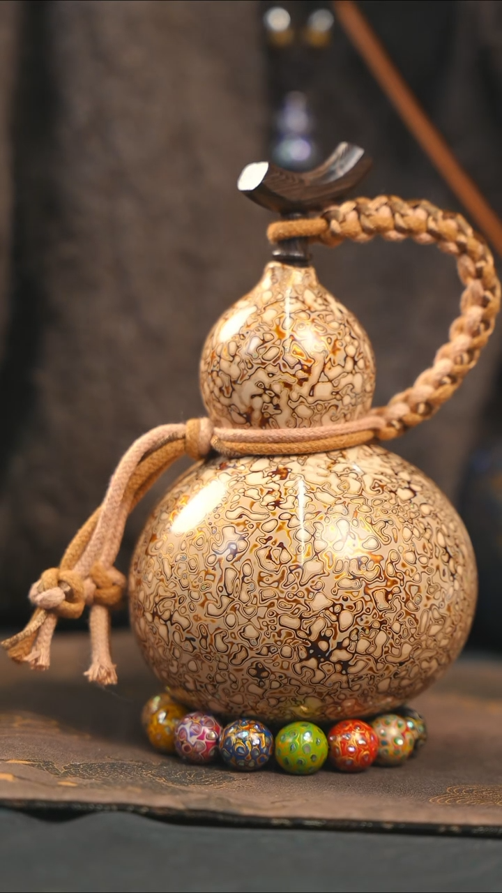 【闪购商品】WE176漆艺酒葫芦不包手串及旋转底座