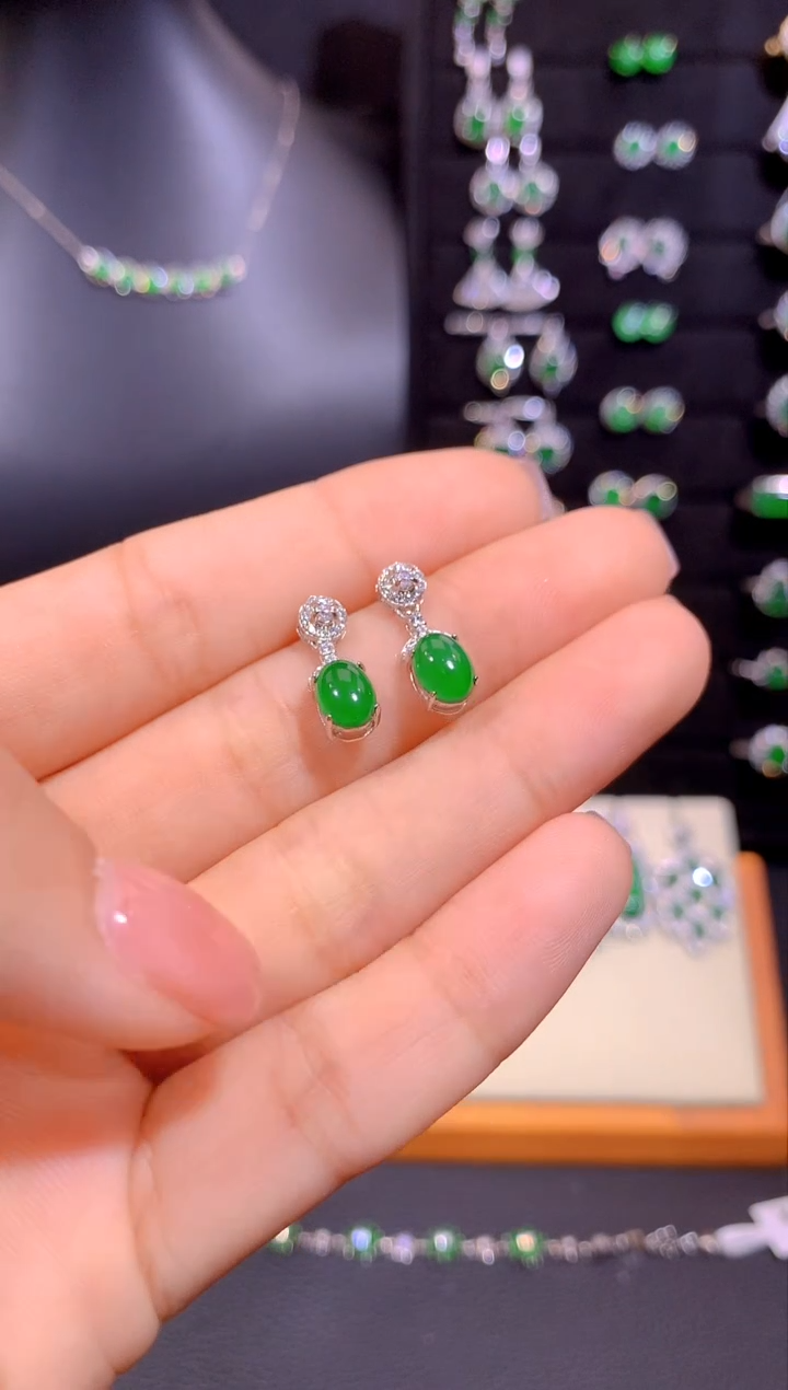 【闪购商品】翡翠银S925镶嵌耳饰多样性