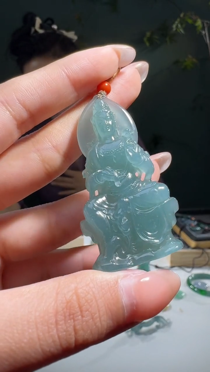 【闪购商品】翡翠颈饰未镶嵌天然A货翡翠观音