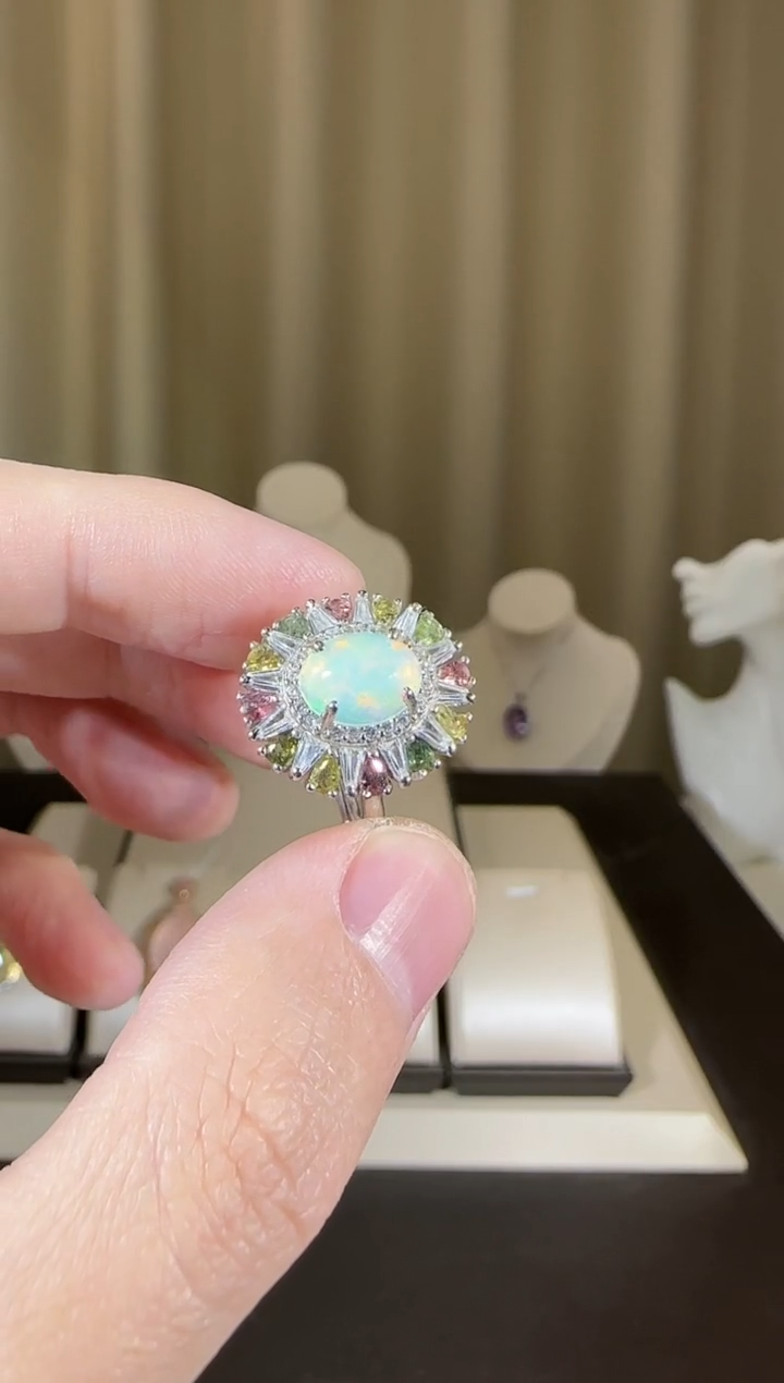 【闪购商品】欧泊珠宝奇石银S925镶嵌9*7mm戒指