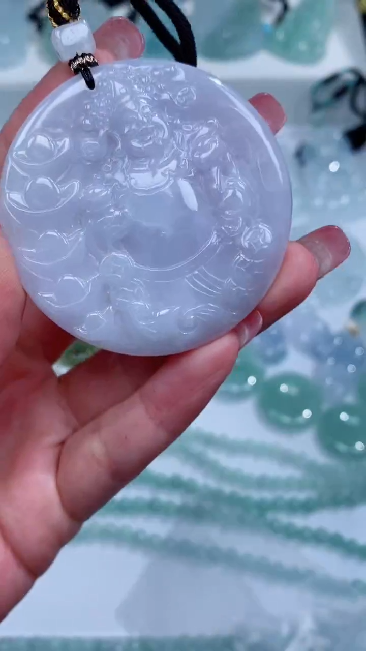 翡翠未镶嵌颈饰吊坠